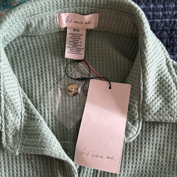 If It Were Me Waffle Knit Button Up Shirt Size S - Picture 3 of 8